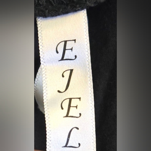 NEW JUNIORS XL I SHOULD HAVE BEEN A UNICORN TEE - Picture 5 of 5